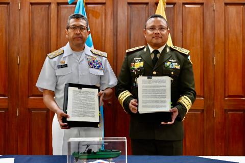 firma Guatemala